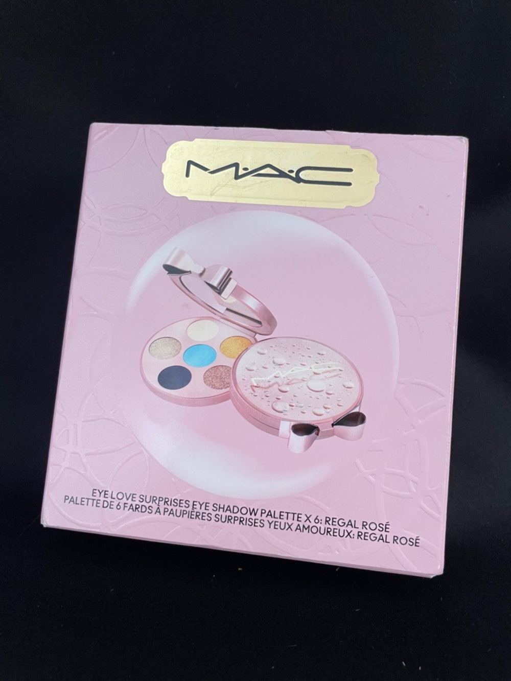 MAC Eye Love Surprises Eyeshadow Palette - Pink New in BOX